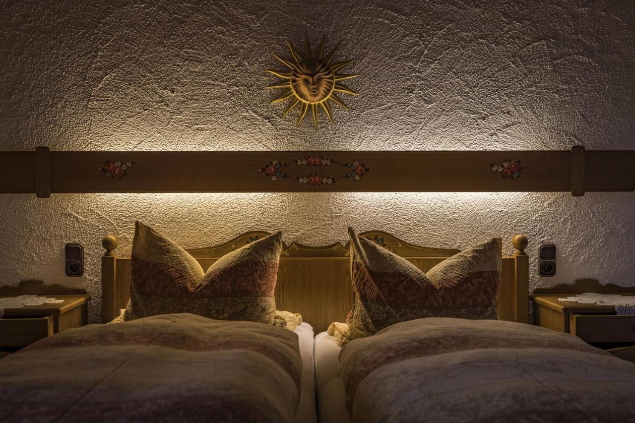 Gaestehaus Faerbinger บายเริส์ช กมาน ภายนอก รูปภาพ